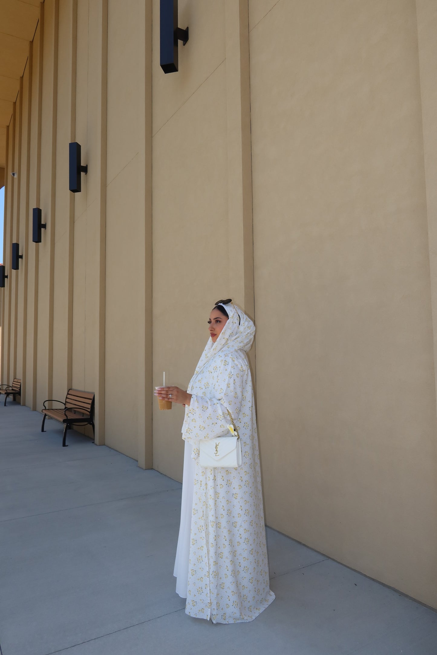 Yara Abaya set